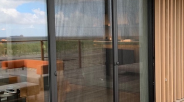 Hordeuren montage in Cadzand-Bad